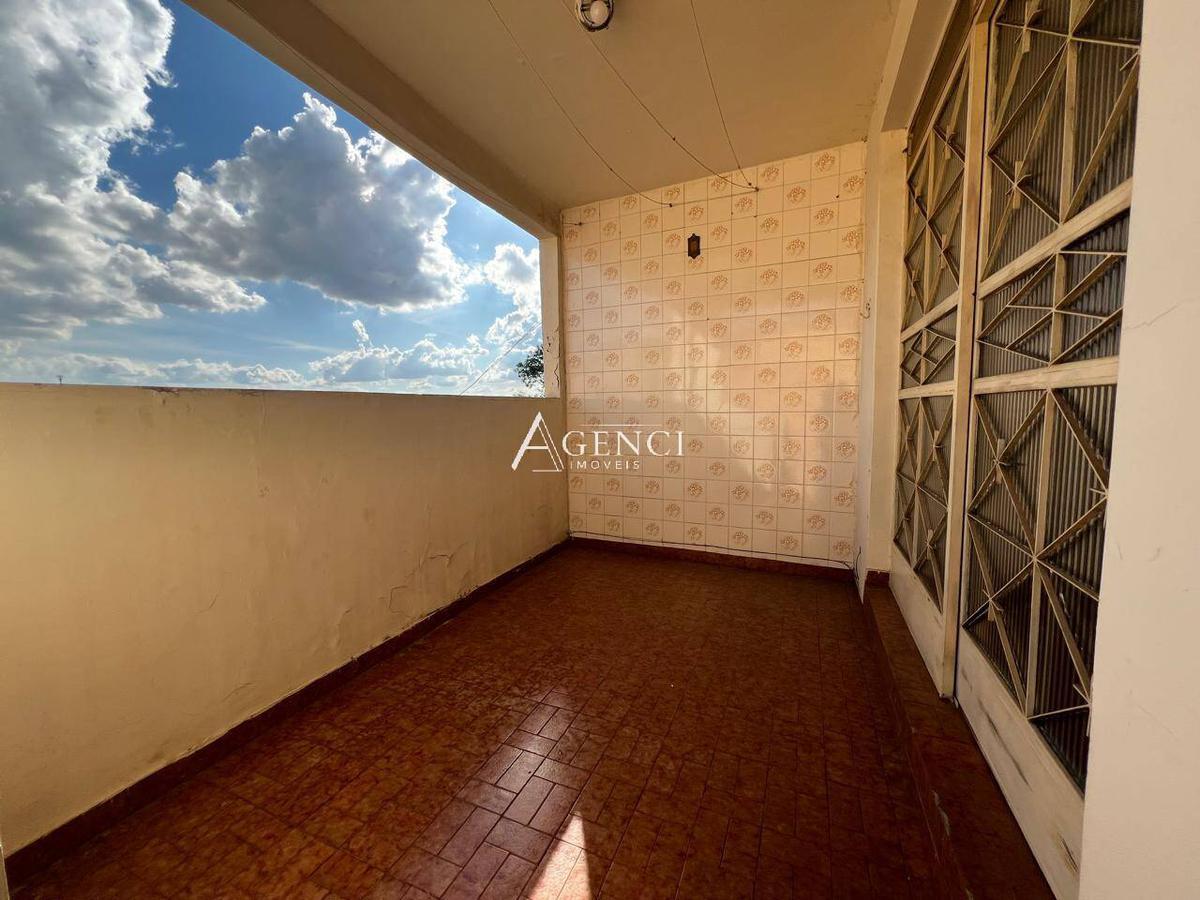 Casa, Camargos, 3 Quartos, 0 Vaga, 0 Suíte