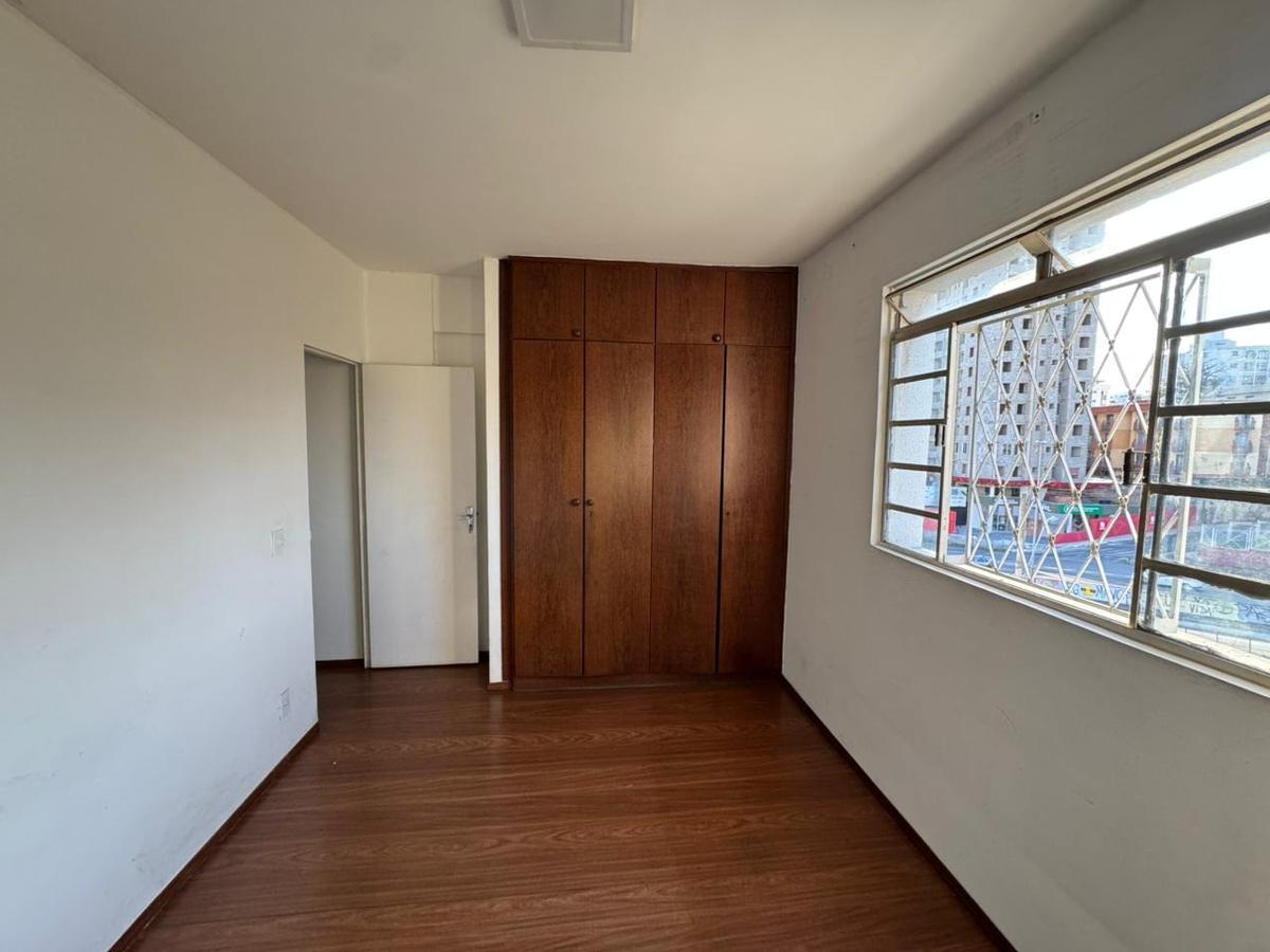 Apartamento, Sagrada Família, 2 Quartos, 1 Vaga