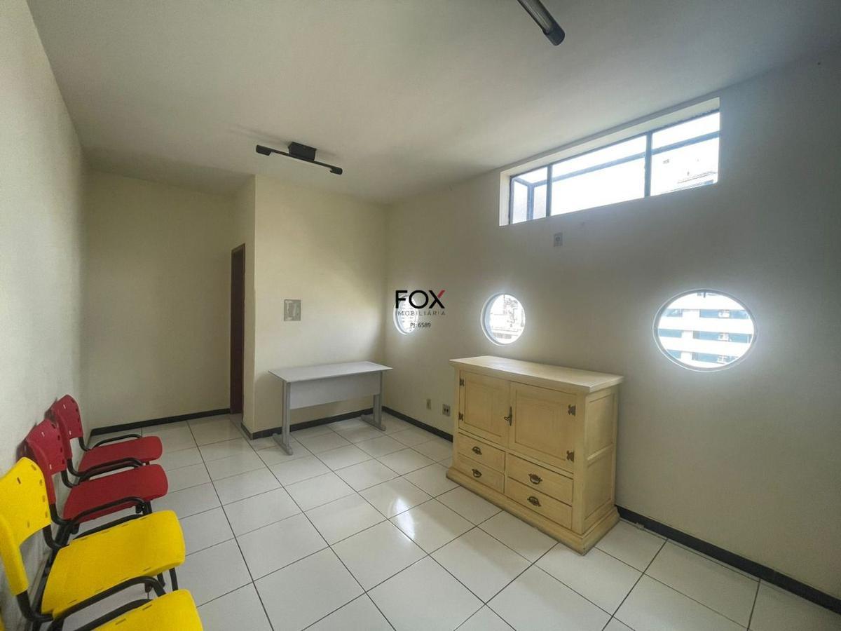 Sala, Luxemburgo, 0 Quarto, 1 Vaga