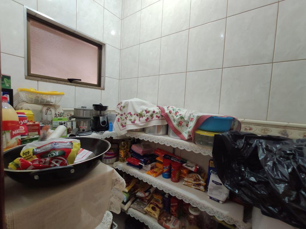 Casa, Rezende, 3 Quartos, 20 Vagas, 1 Suíte