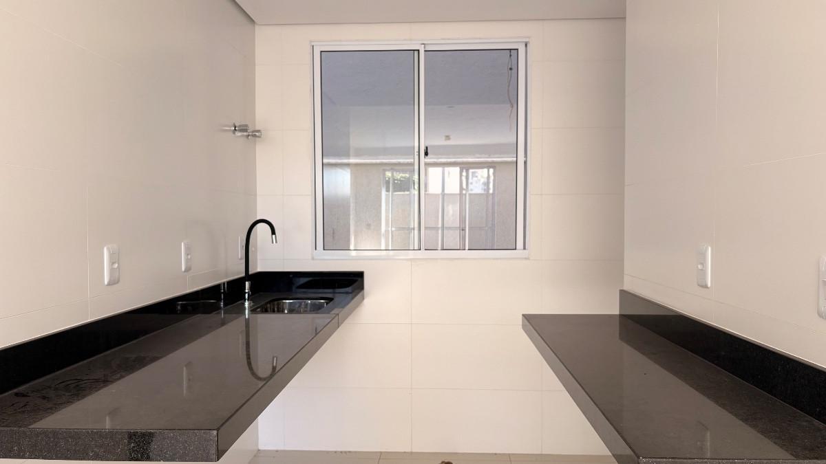 Apartamento, Vila Paris, 3 Quartos, 2 Vagas, 1 Suíte