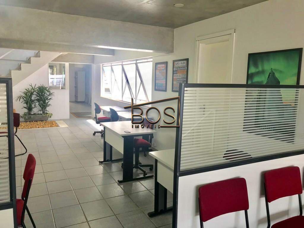 Andar, Estoril, 0 Quarto, 6 Vagas