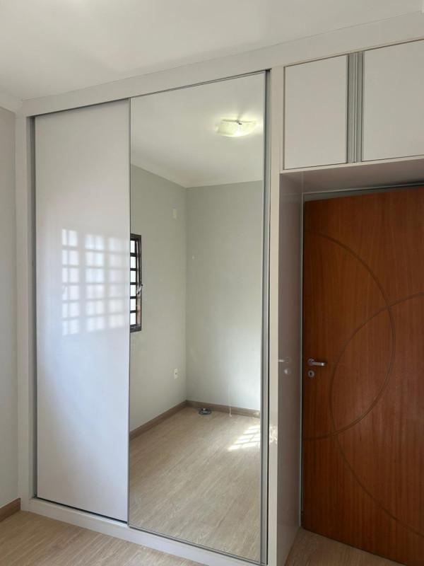 Casa, Fernão Dias, 3 Quartos, 4 Vagas, 1 Suíte