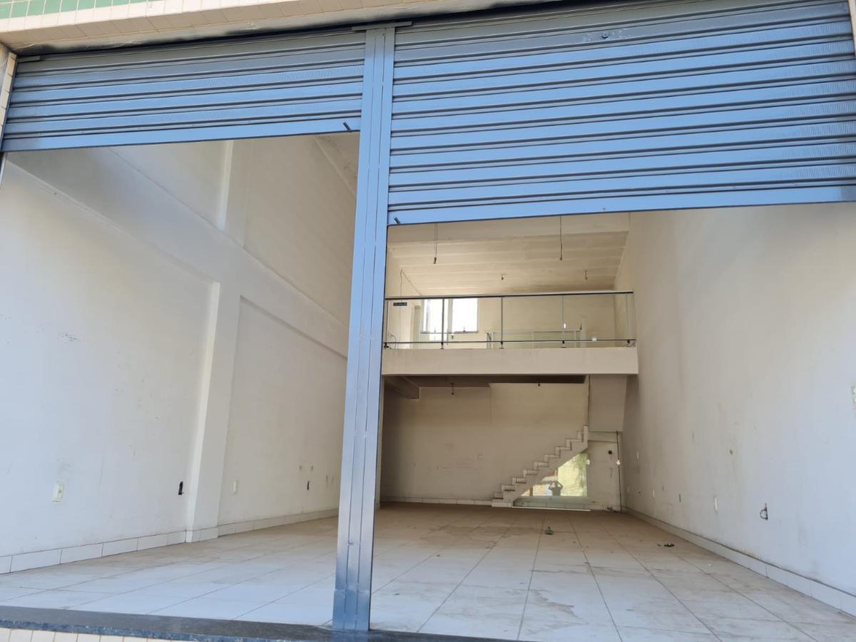 Prédio, Tropical, 0 Quarto, 12 Vagas