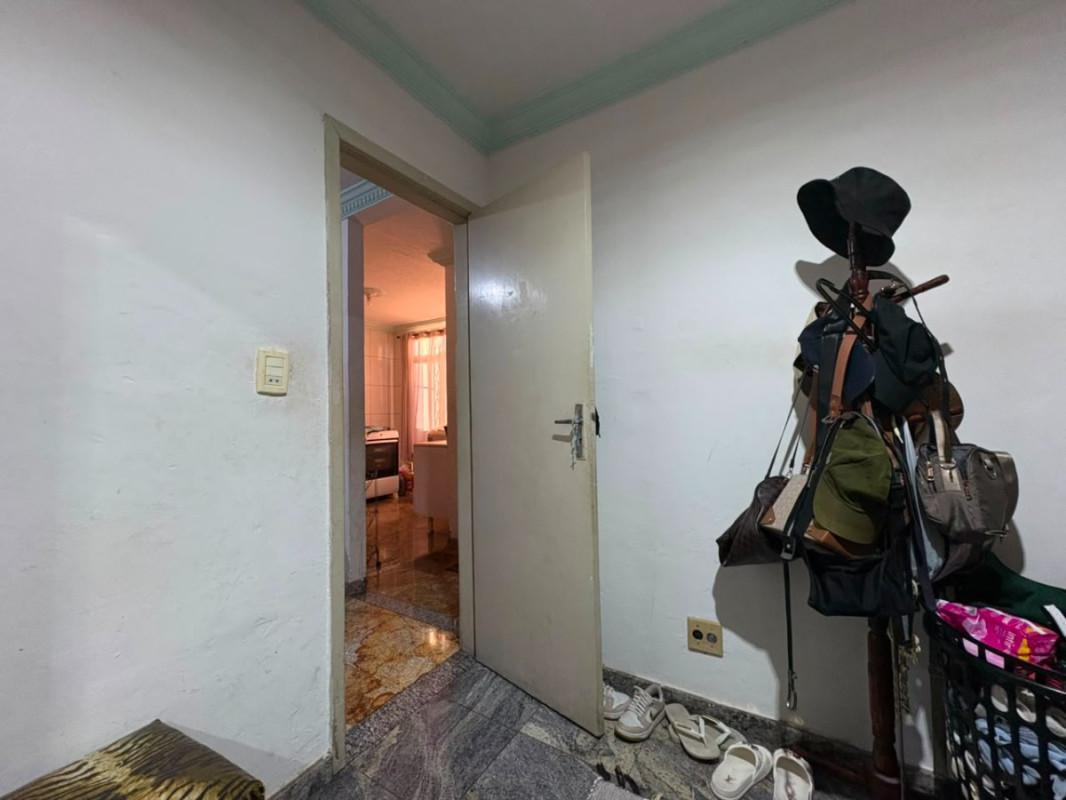 Apartamento, Industrial, 2 Quartos, 0 Vaga