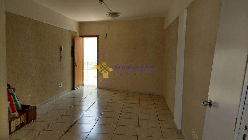 Sala, Liberdade, 0 Quarto, 0 Vaga