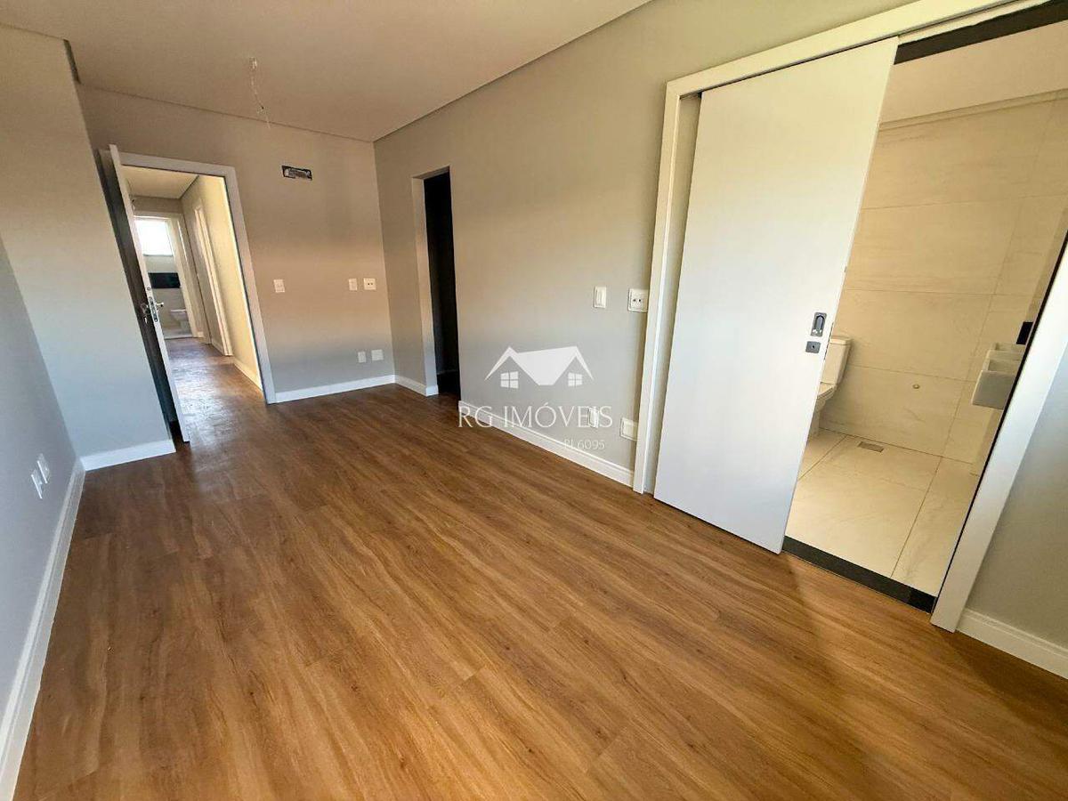 Apartamento, Barreiro, 3 Quartos, 3 Vagas, 3 Suítes
