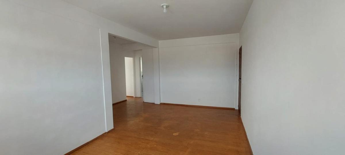 Apartamento, Sagrada Família, 3 Quartos, 1 Vaga