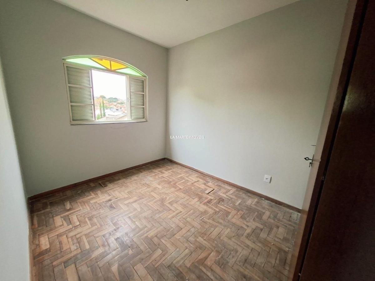 Casa, Jardim Riacho das Pedras, 3 Quartos, 8 Vagas, 1 Suíte