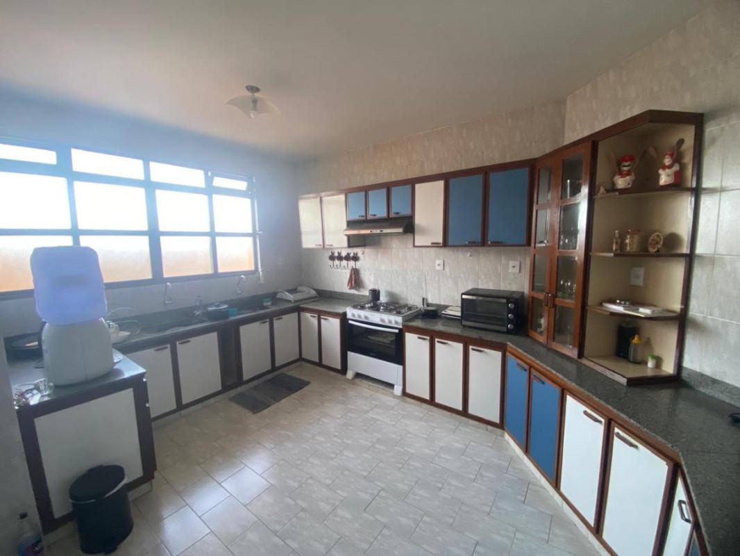 Casa, Nossa Senhora do Carmo, 4 Quartos, 4 Vagas, 2 Suítes