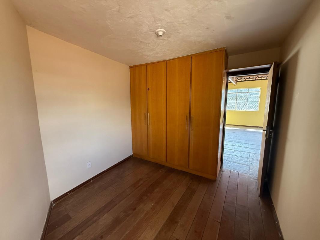 Casa, Planalto, 4 Quartos, 4 Vagas, 1 Suíte