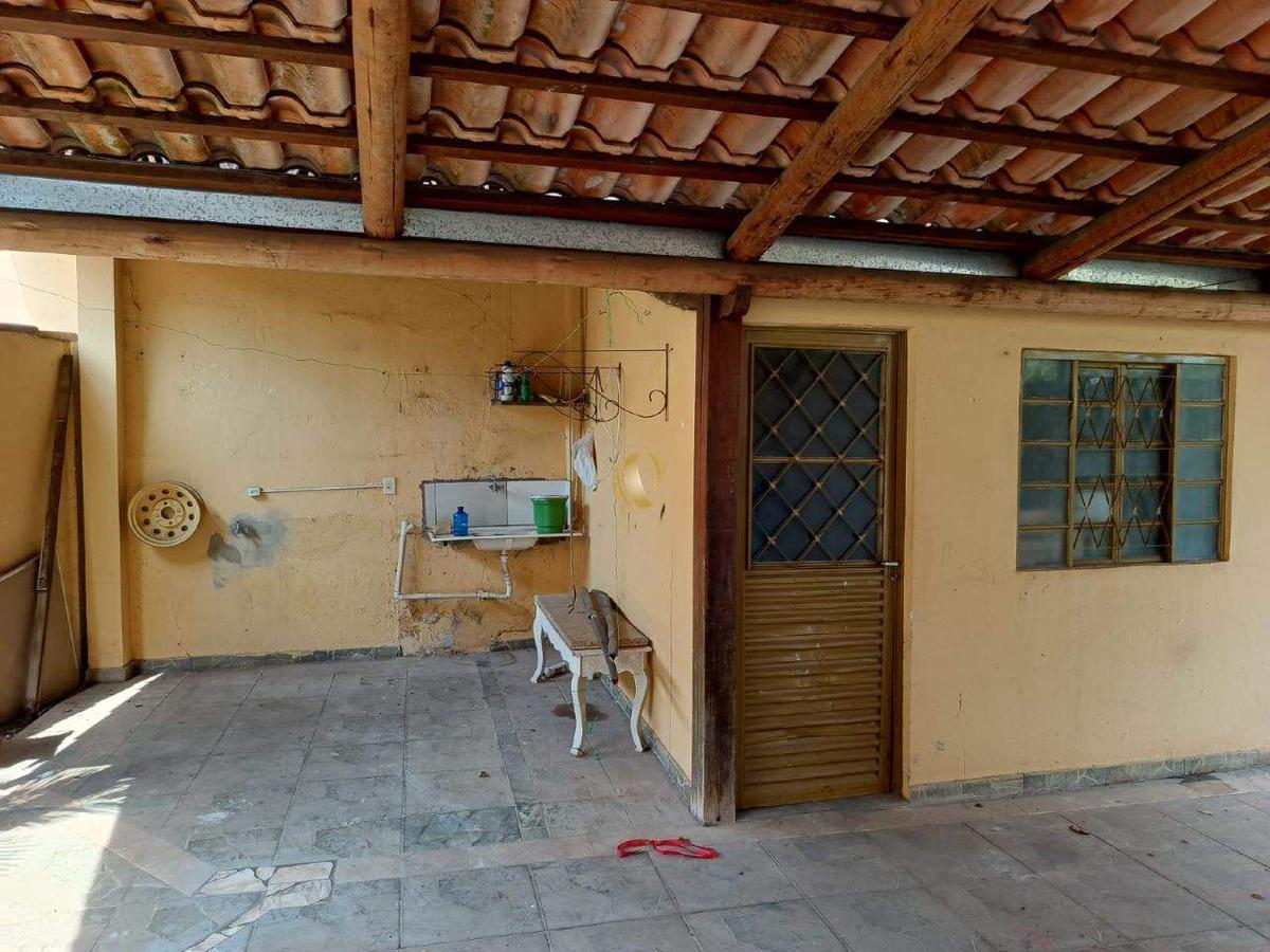 Casa, Boa Vista, 8 Quartos, 4 Vagas, 1 Suíte