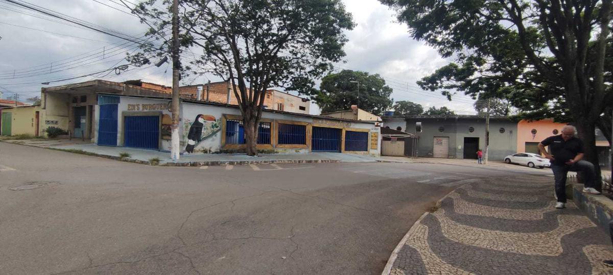 Lote, Centro, 0 Quarto, 0 Vaga