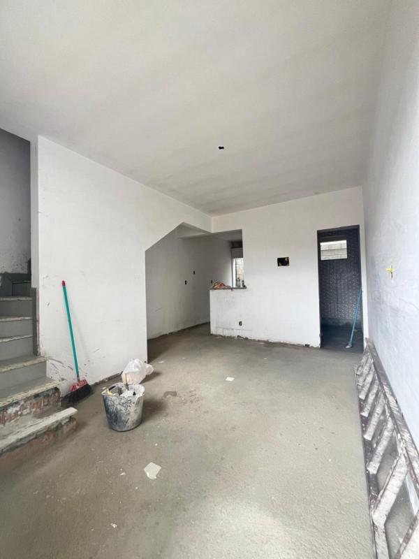 Casa, Novo Barreirinho, 2 Quartos, 1 Vaga, 1 Suíte