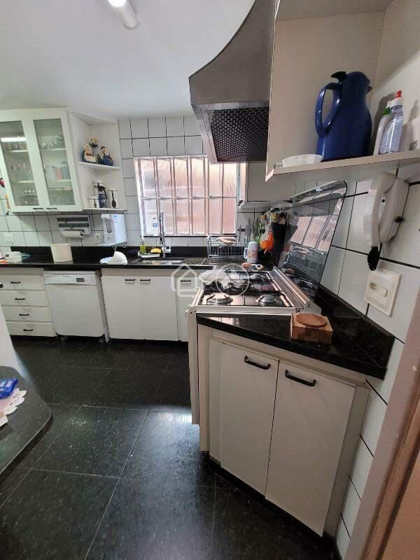 Casa, Ouro Preto, 4 Quartos, 5 Vagas, 1 Suíte