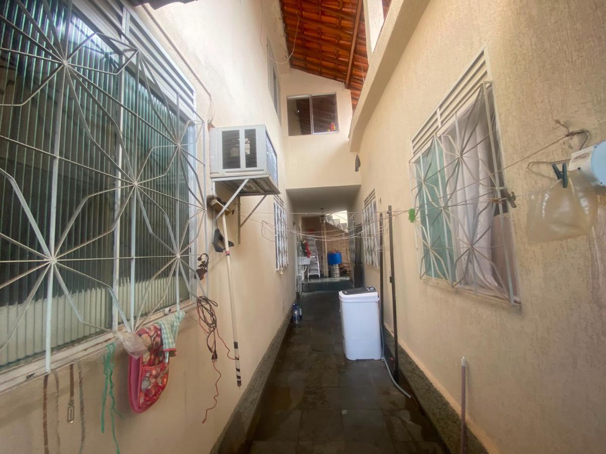 Casa, Jardim Leblon, 3 Quartos, 8 Vagas, 1 Suíte