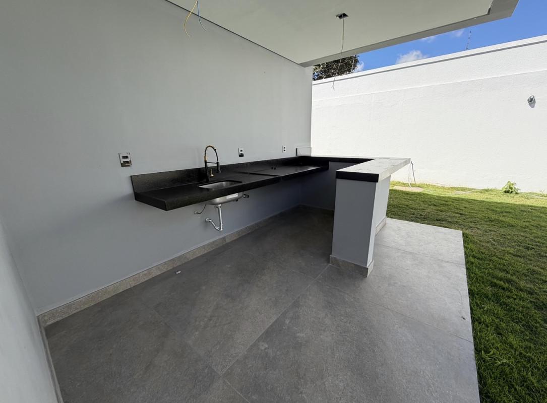 Casa, Trevo, 4 Quartos, 3 Vagas, 3 Suítes