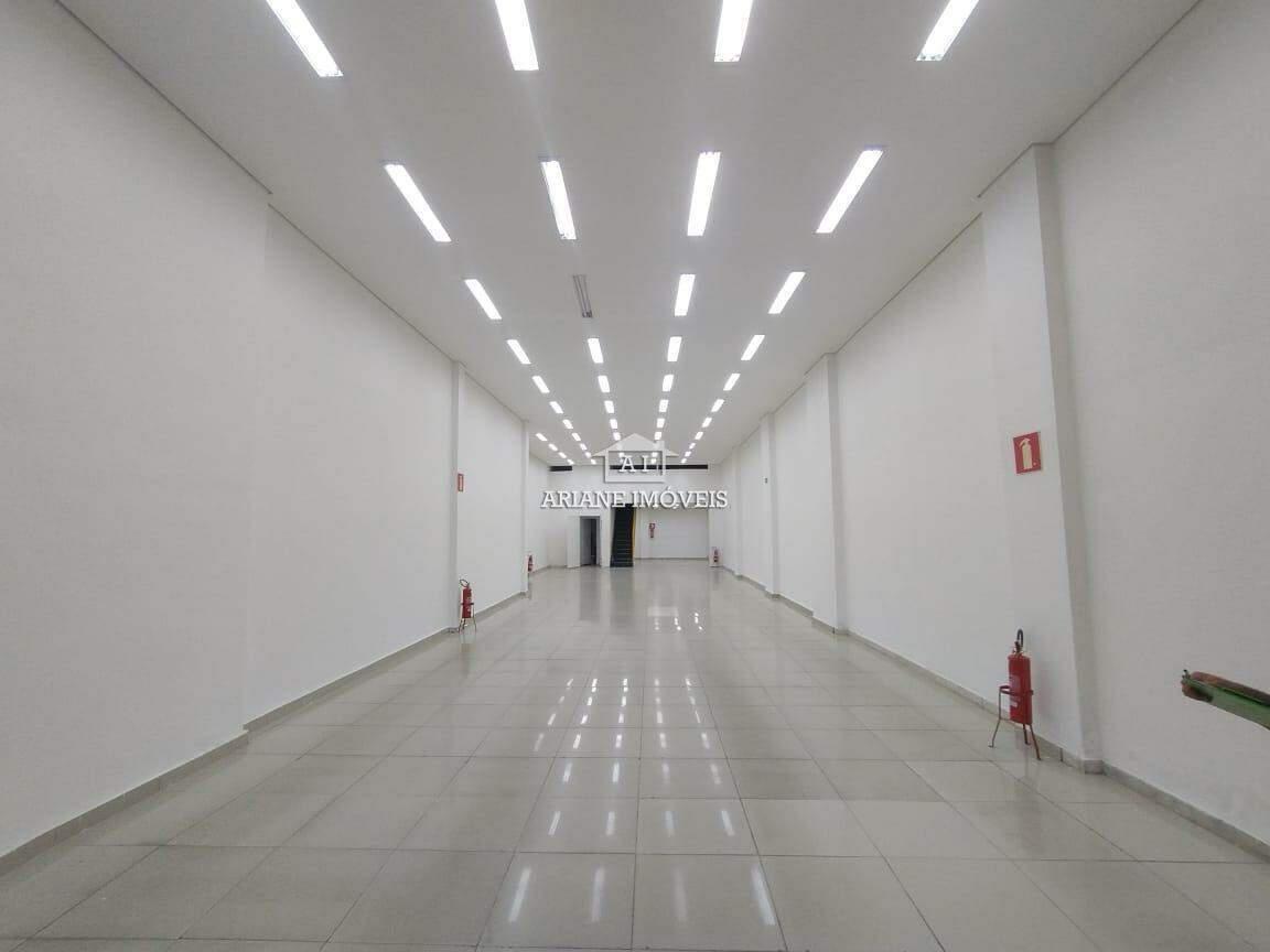Prédio, Centro, 0 Quarto, 0 Vaga