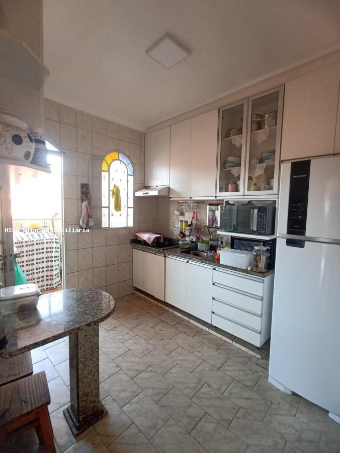 Casa, Santa Helena, 4 Quartos, 4 Vagas
