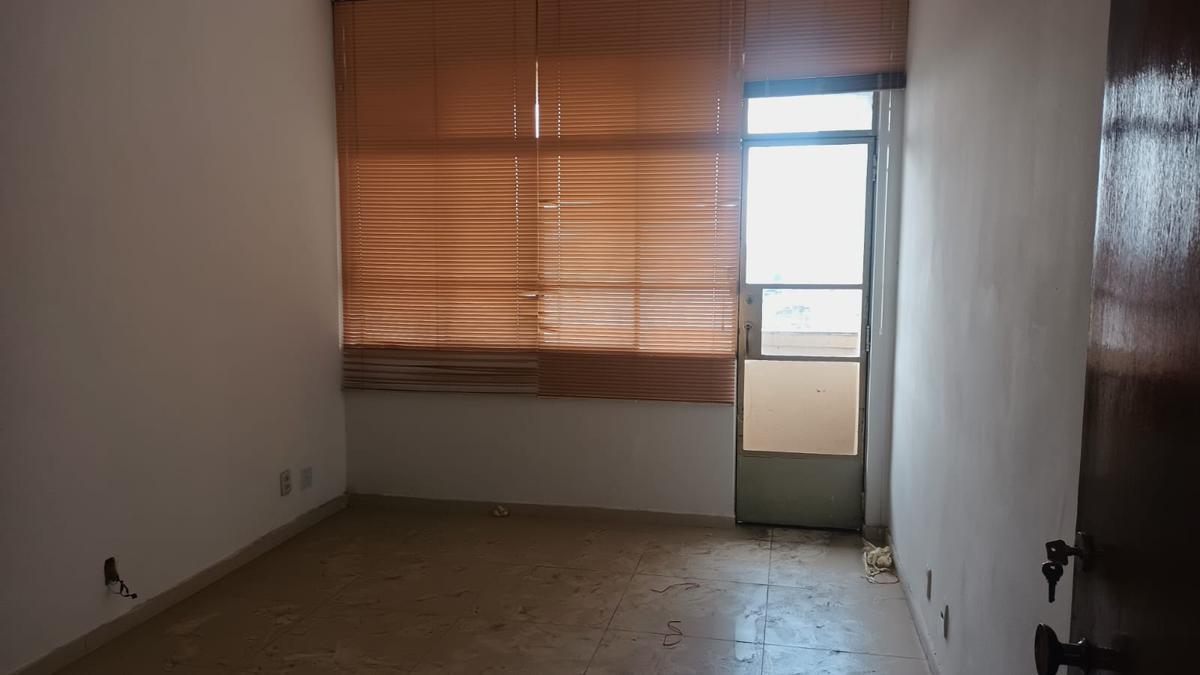 Sala, Centro, 0 Quarto, 0 Vaga