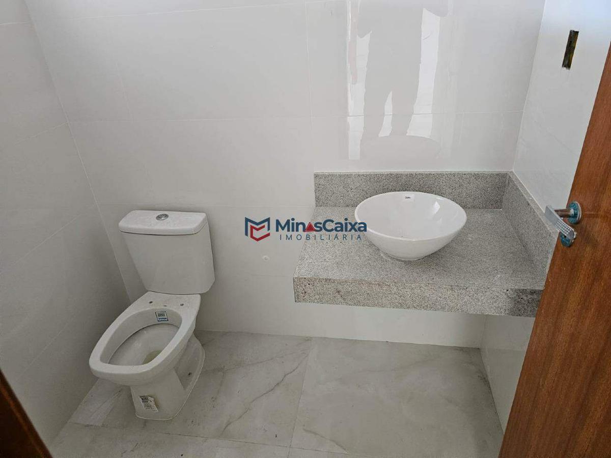 Casa, Quitandinha, 3 Quartos, 1 Vaga, 1 Suíte
