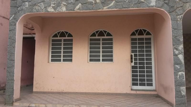 Casa, Vila Clóris, 3 Quartos, 4 Vagas, 1 Suíte
