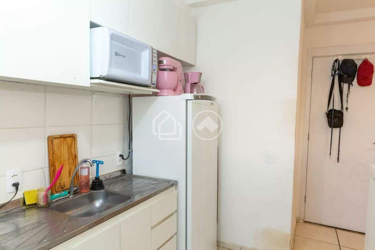 Apartamento, Palmeiras, 2 Quartos, 1 Vaga