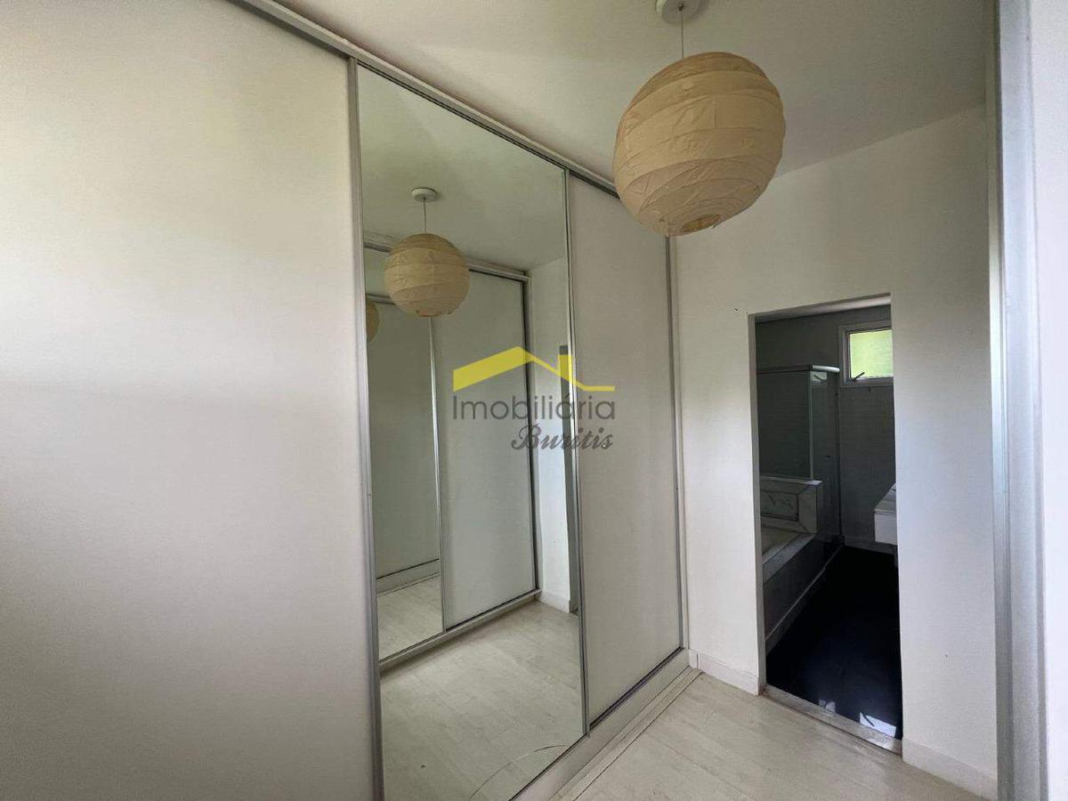 Casa, Estoril, 3 Quartos, 6 Vagas, 1 Suíte