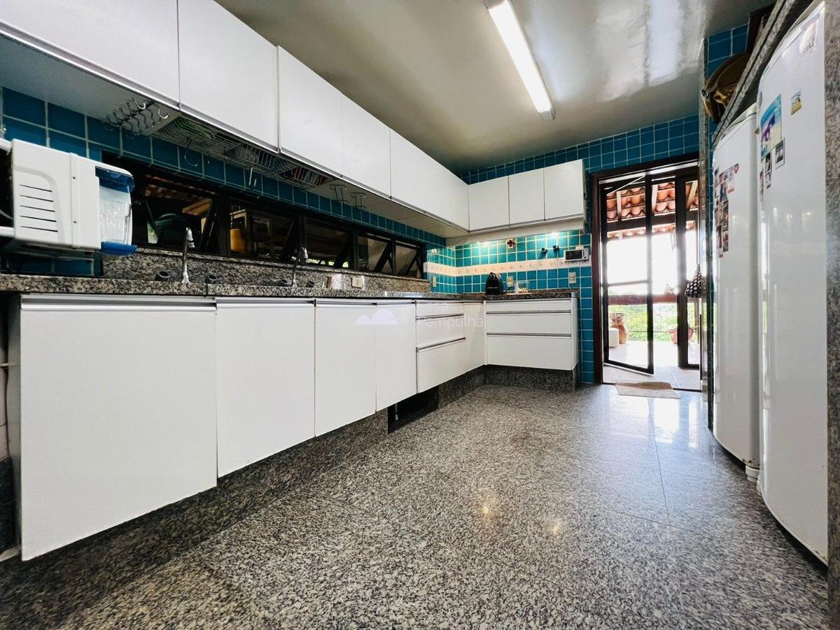 Casa, Jardim Atlântico, 4 Quartos, 8 Vagas, 3 Suítes