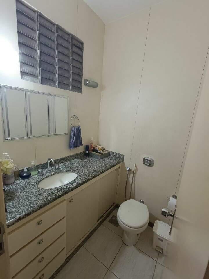 Prédio, Santo Antônio, 7 Quartos, 3 Vagas, 1 Suíte