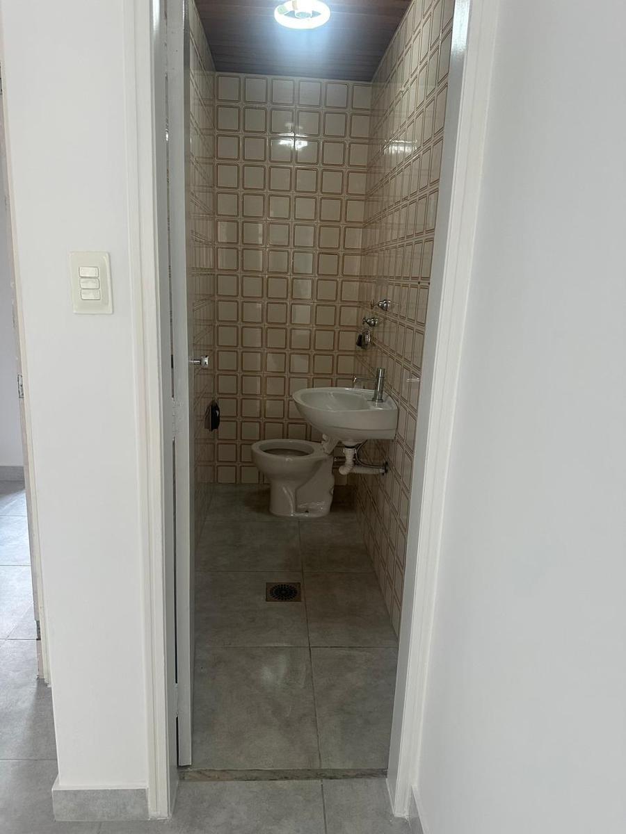 Sala, Savassi, 1 Vaga