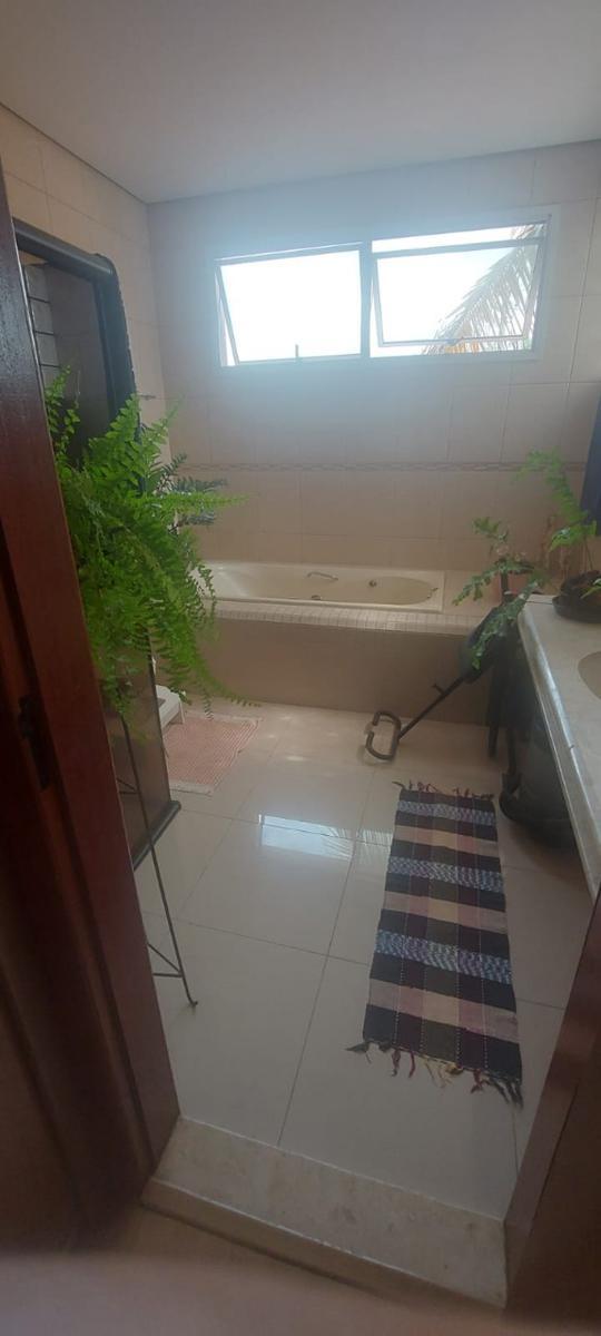 Casa, Guarujá, 3 Quartos, 4 Vagas, 1 Suíte