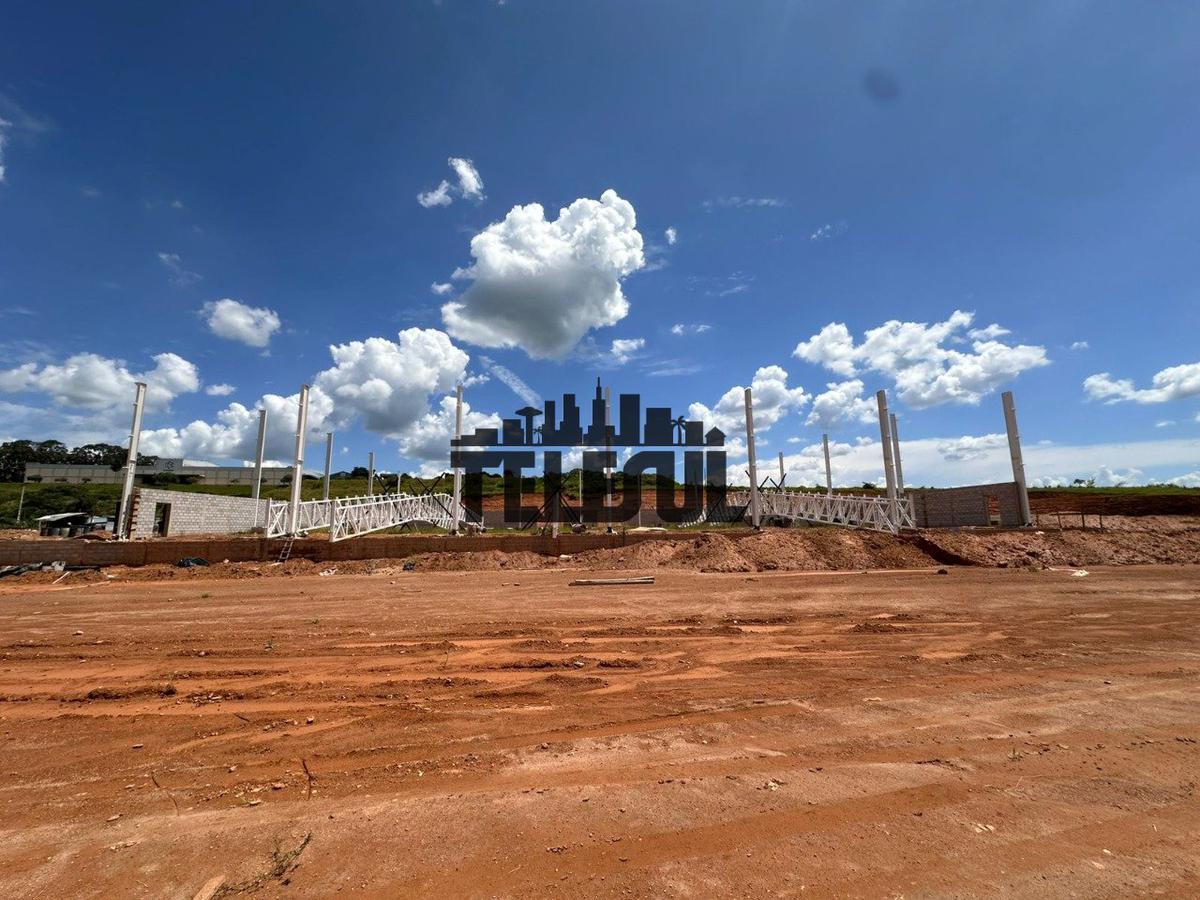 Galpão, Distrito Industrial Cláudio Galvão Nogueira, 0 Quarto, 0 Vaga