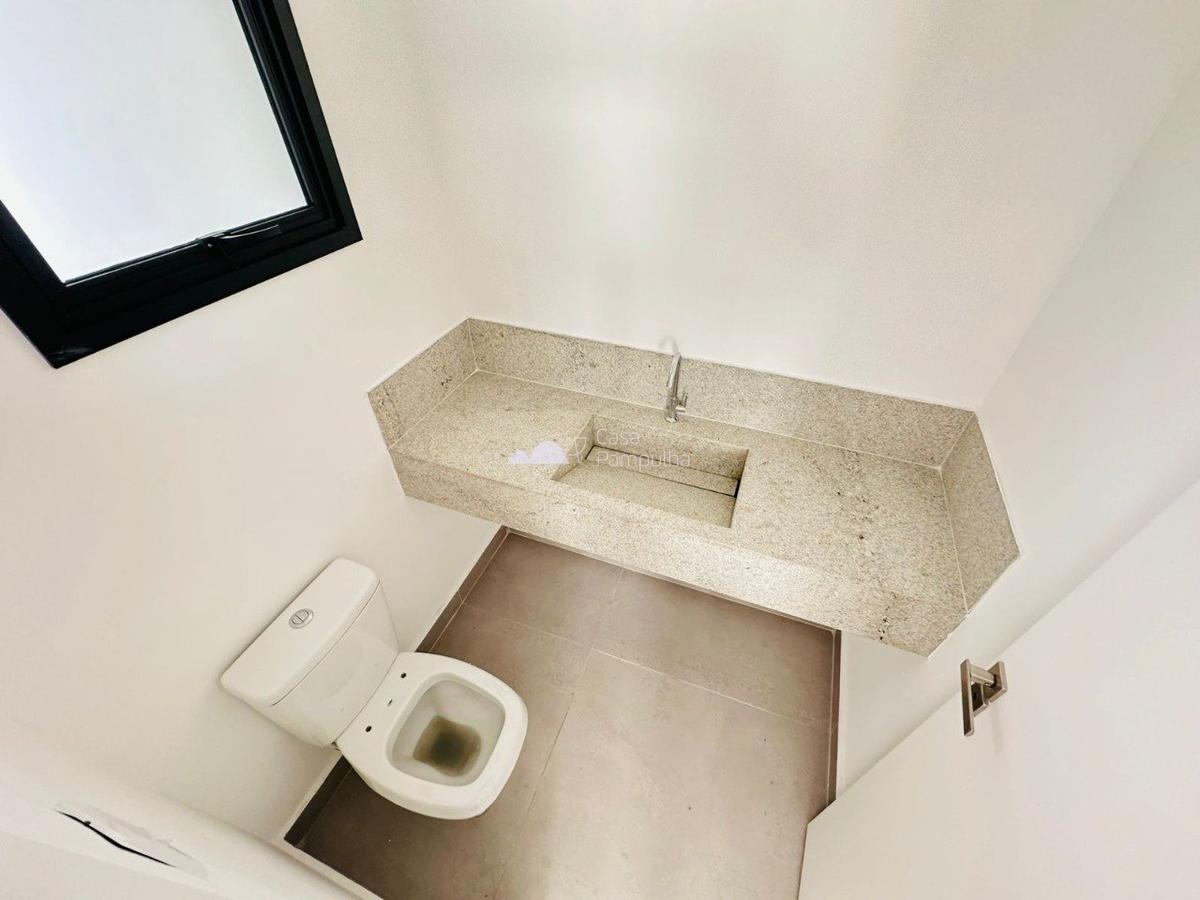 Casa, Planalto, 3 Quartos, 4 Vagas, 3 Suítes