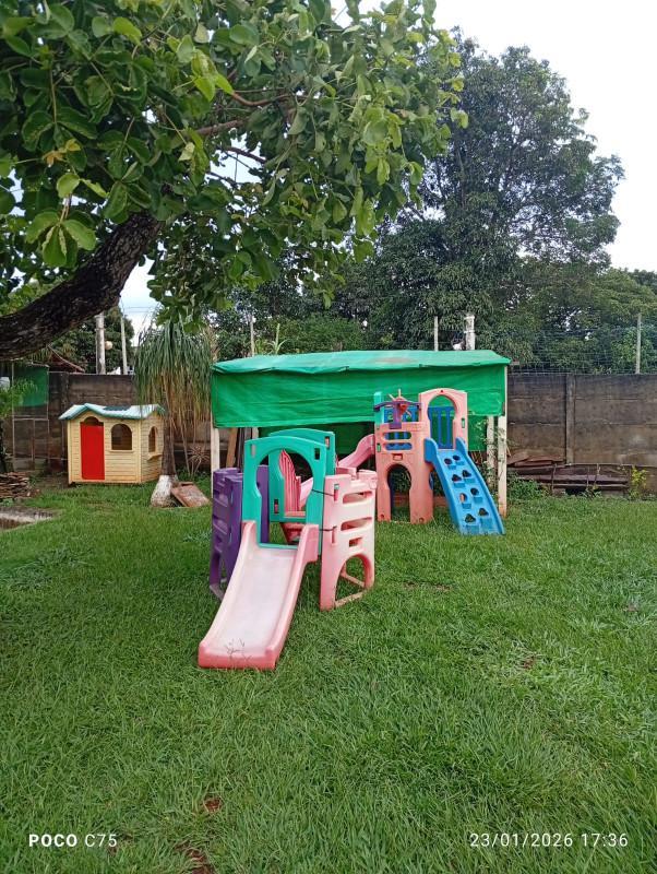 Casa, Bom Jardim, 2 Quartos, 2 Vagas