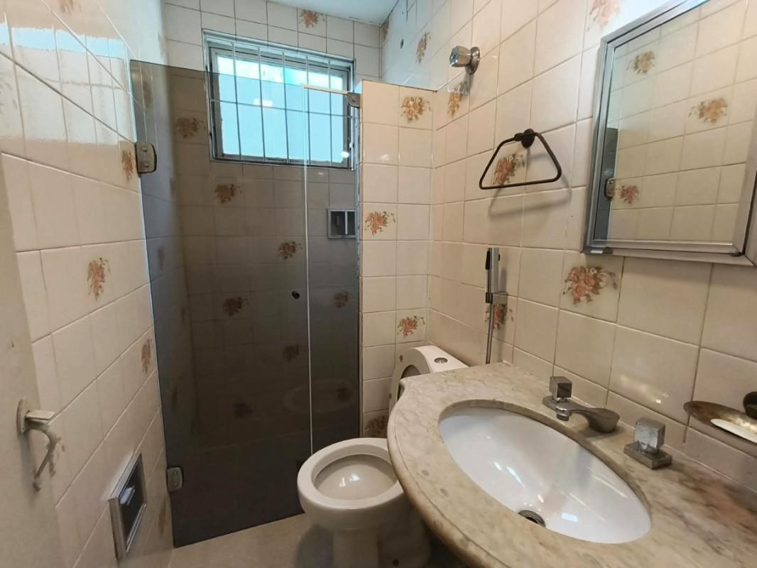 Casa, Cachoeirinha, 3 Quartos, 1 Vaga, 1 Suíte