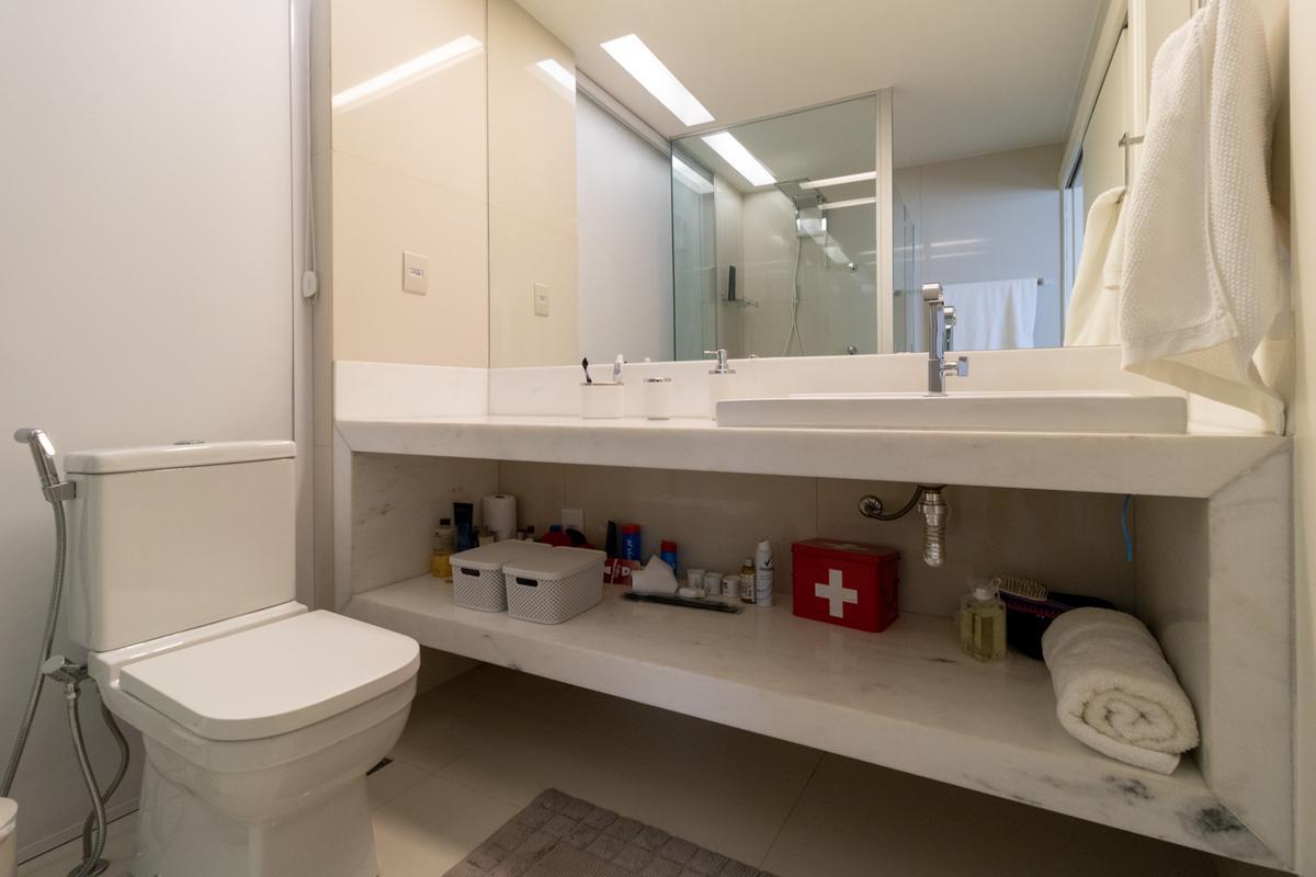 Apartamento, Lourdes, 2 Suítes