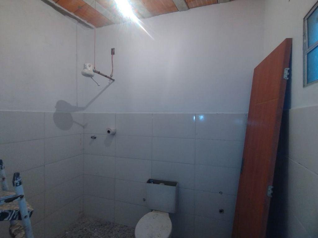 Casa, Jardim Vitória, 2 Quartos, 0 Vaga