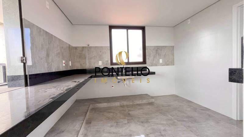 Apartamento, Castelo, 4 Quartos, 4 Vagas, 2 Suítes