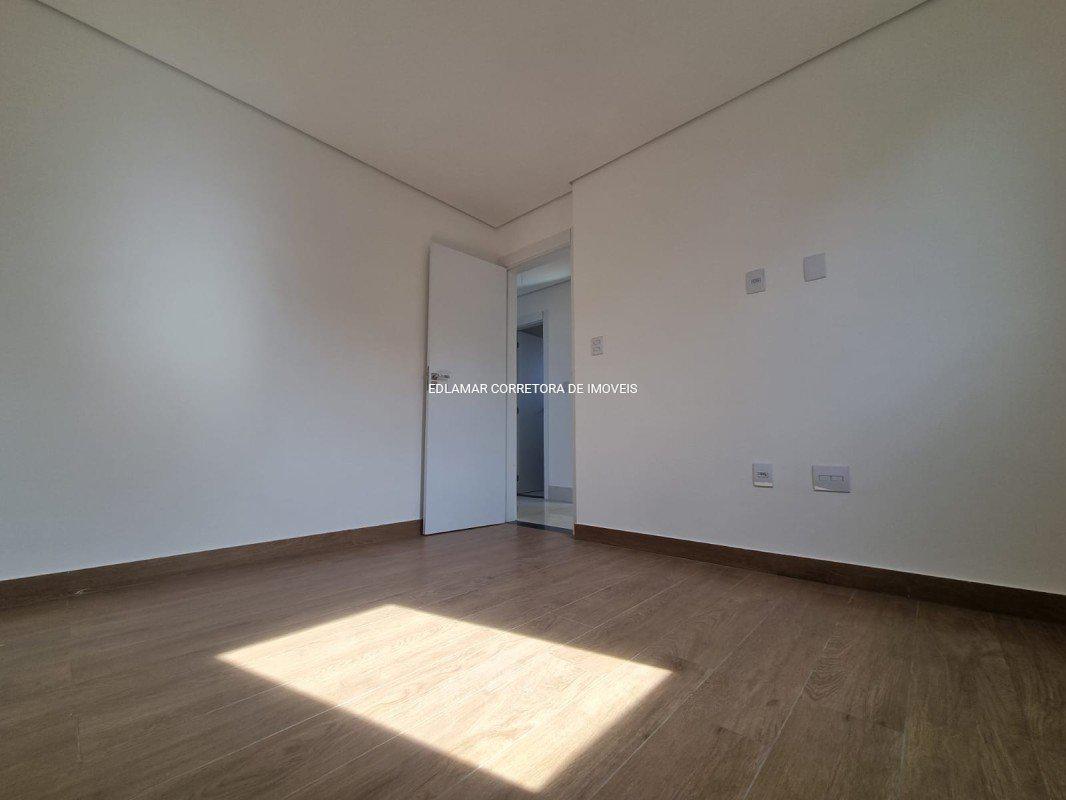 Apartamento, Jardim Riacho das Pedras, 3 Quartos, 4 Vagas, 1 Suíte