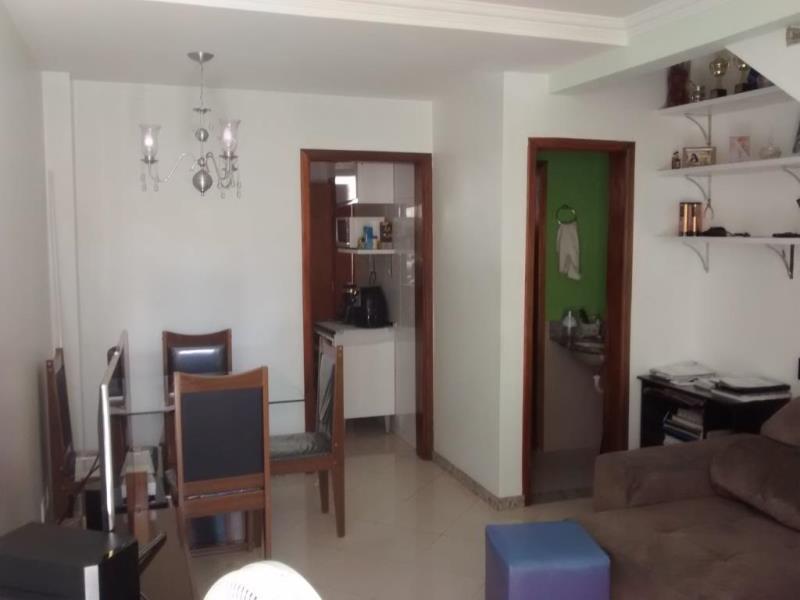 Casa, Arvoredo, 2 Quartos, 2 Vagas