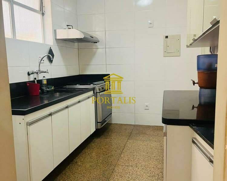 Apartamento, Funcionários, 4 Quartos, 2 Vagas, 1 Suíte