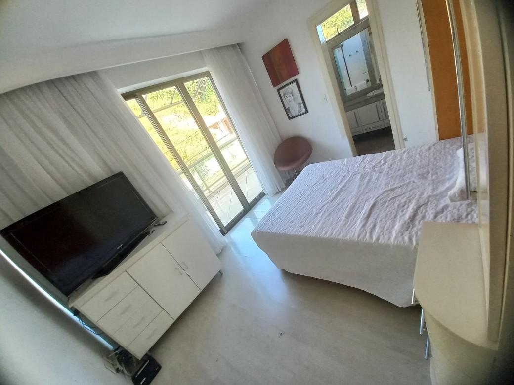 Casa, Estoril, 4 Quartos, 5 Vagas, 4 Suítes