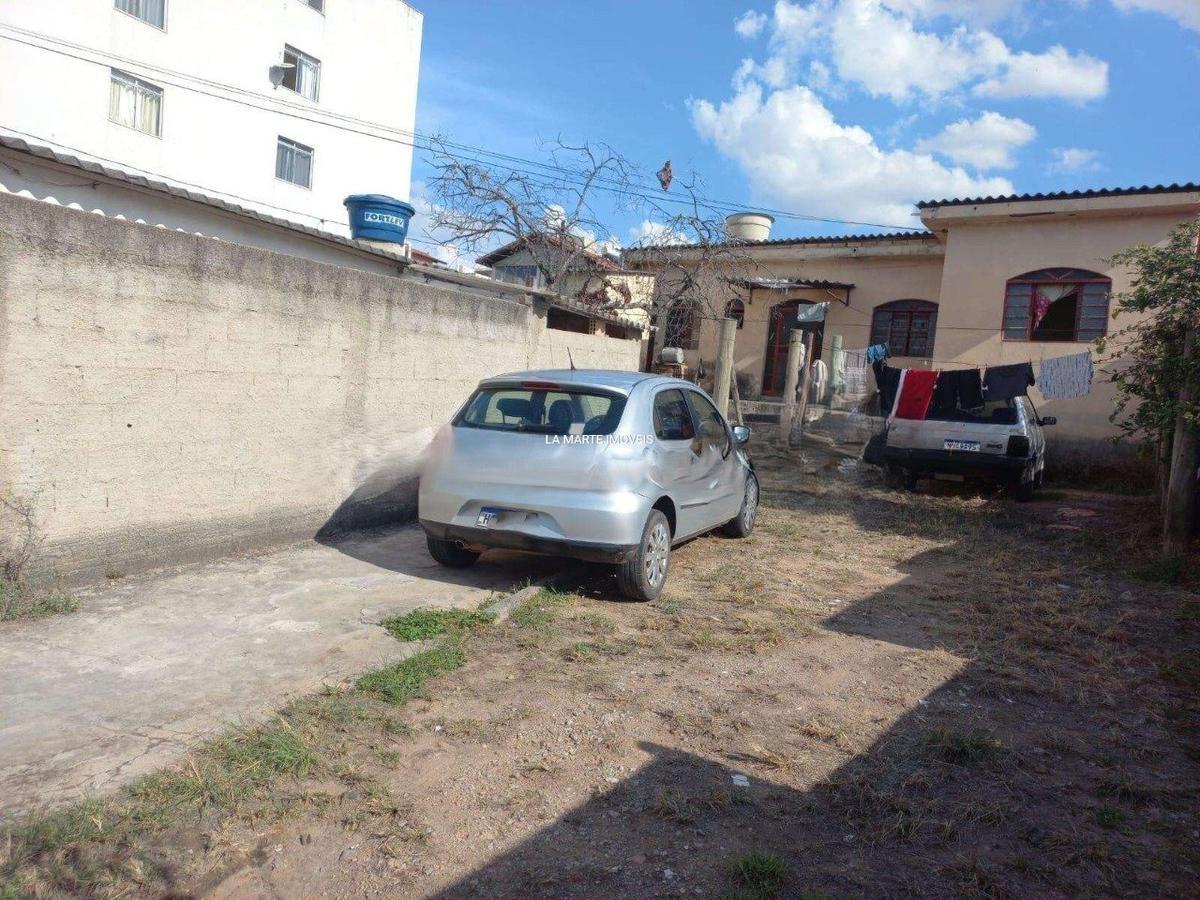 Casa, Novo Riacho, 4 Quartos, 6 Vagas