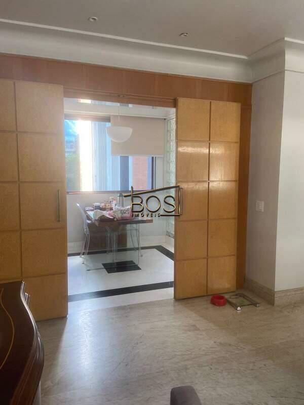 Apartamento, Funcionários, 3 Quartos, 4 Vagas, 3 Suítes