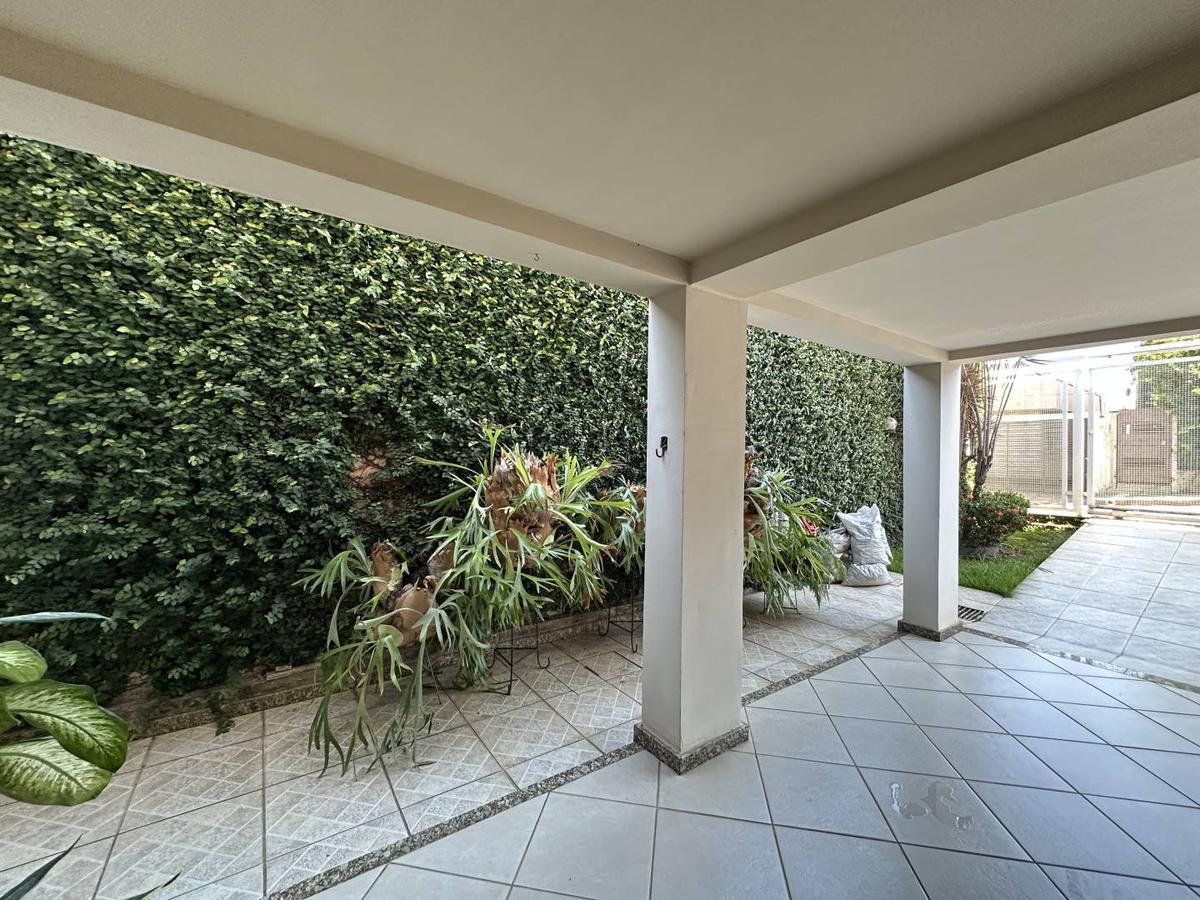 Casa, Giovanini, 3 Quartos, 4 Vagas, 2 Suítes