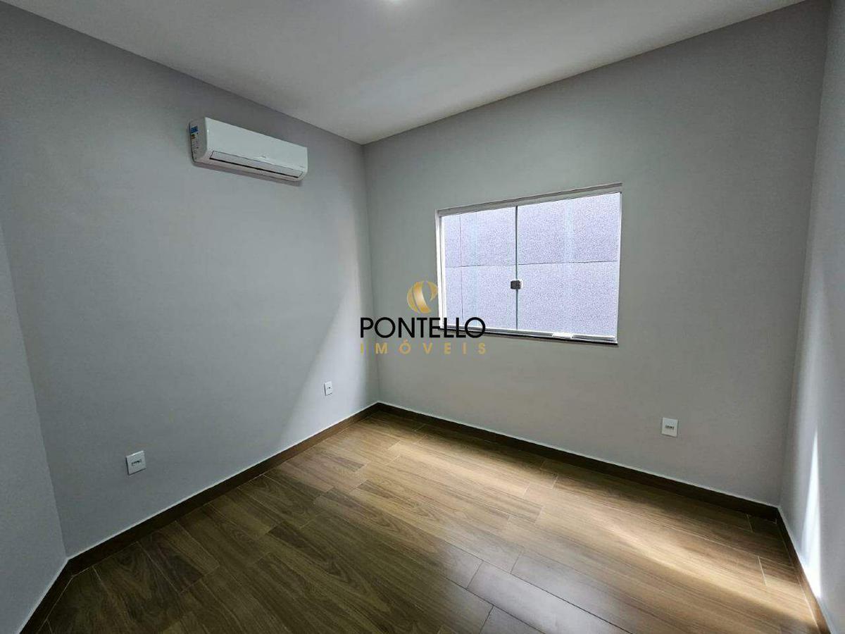 Casa, Nossa Senhora das Graças, 3 Quartos, 2 Vagas, 1 Suíte