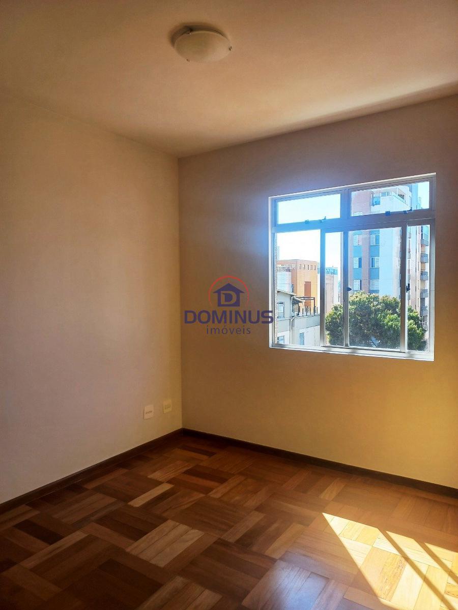 Apartamento, Sagrada Família, 3 Quartos, 2 Vagas, 1 Suíte