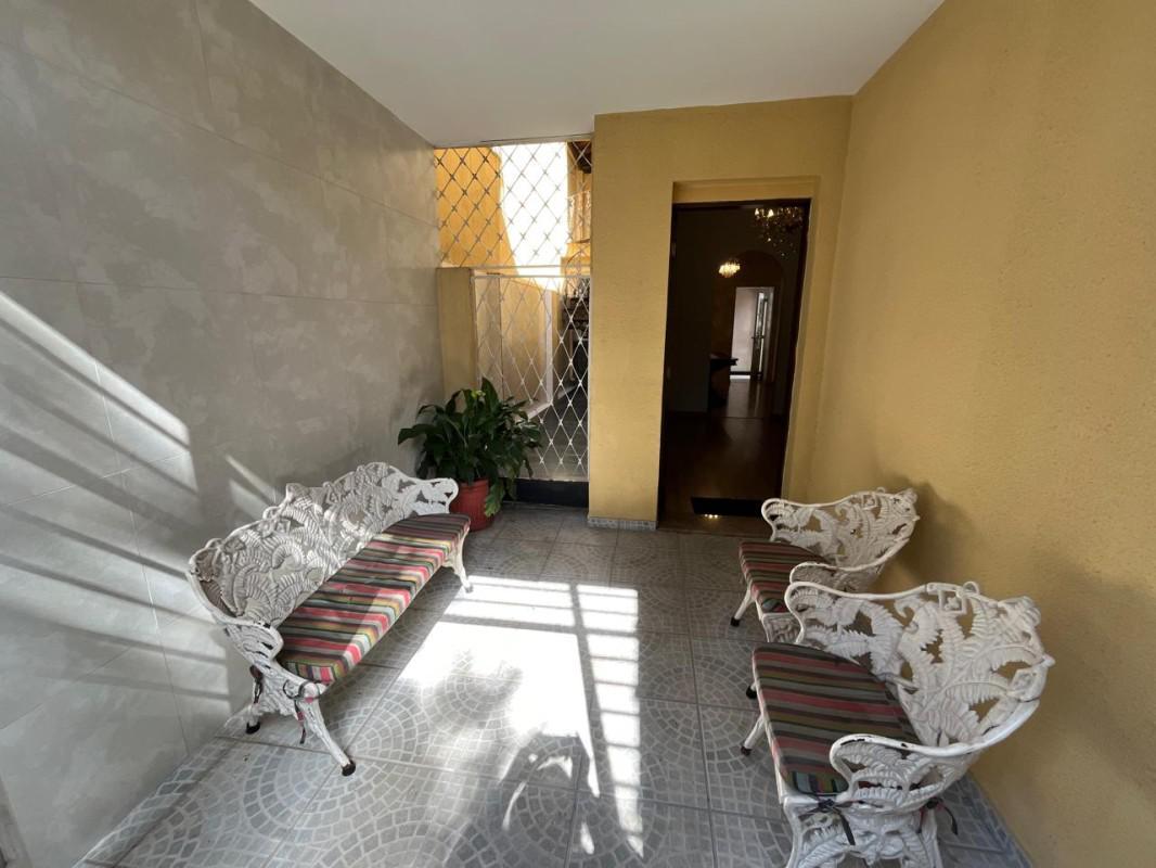 Casa, Carlos Prates, 3 Quartos, 2 Vagas