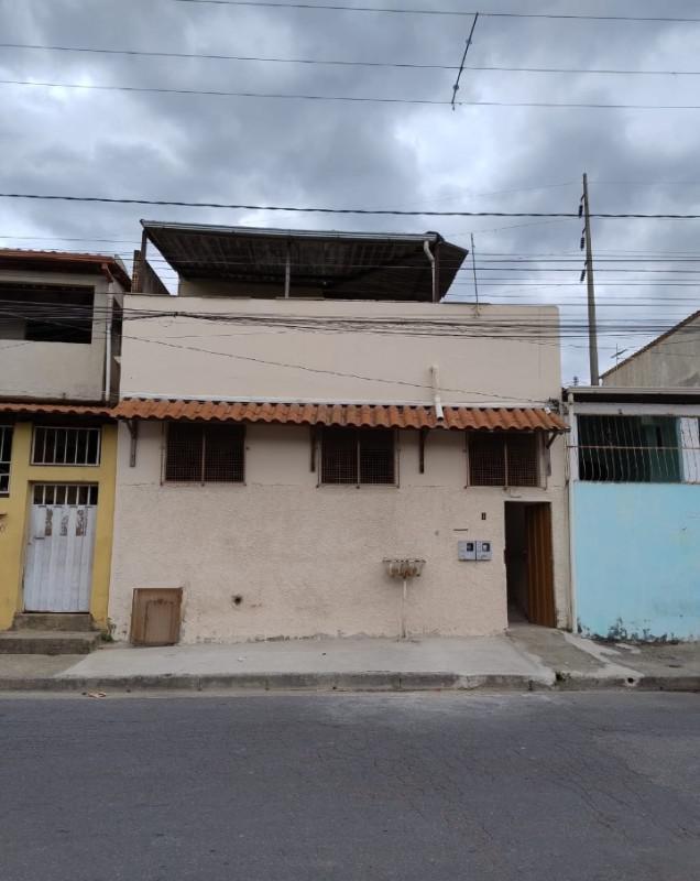Casa, Vila das Flores, 3 Quartos, 1 Vaga, 1 Suíte